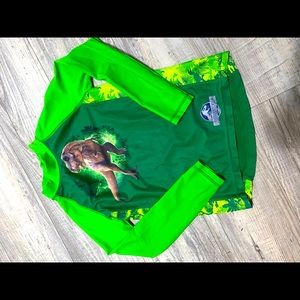 Boys 6-8 swim too H&M Jurassic park